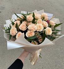 Букет Кремовые розы Латте в Бачи-Юрте