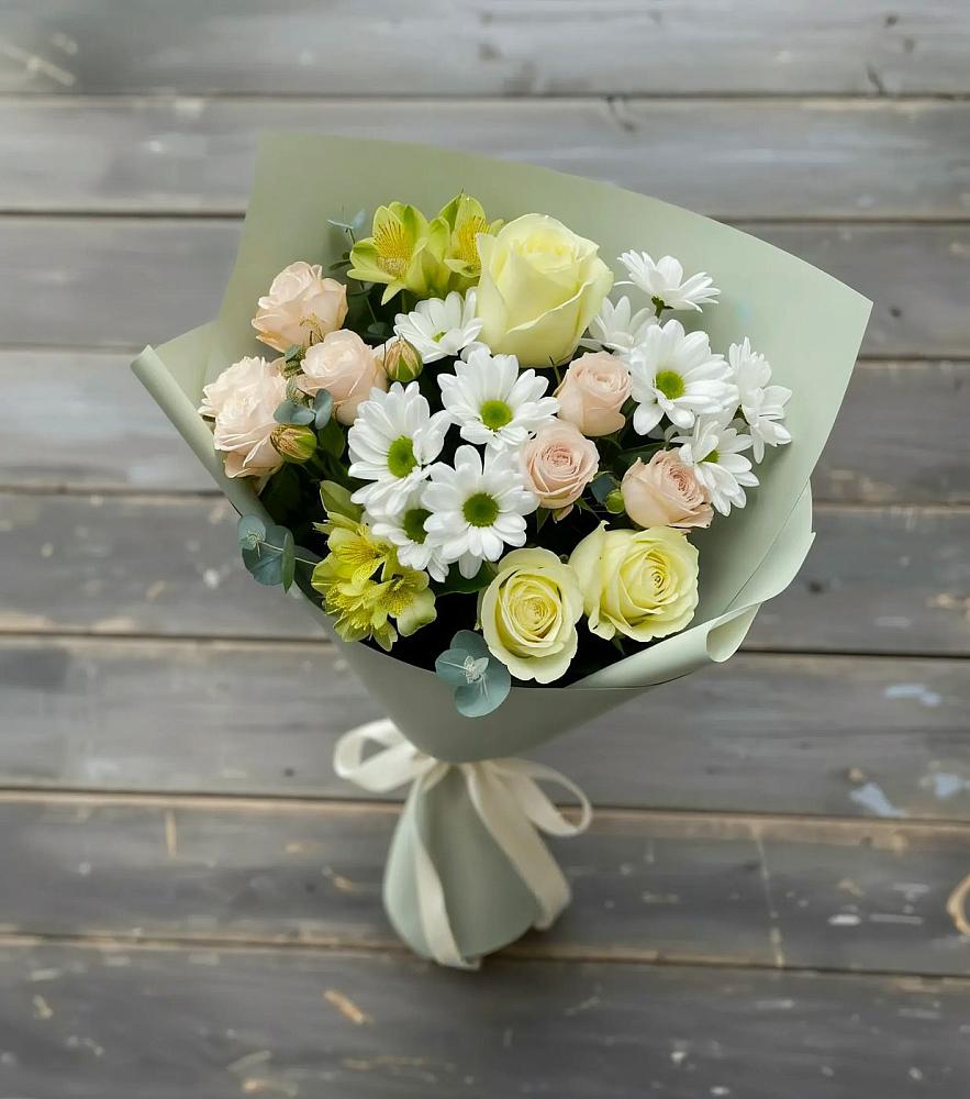 Букет цветов из: Альстромерии, Розы и Хризантемы в Бачи-Юрте