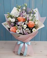 Букет цветов из:  Лизиантусы, Розы, Альстромерии и Гипсофила в Бачи-Юрте