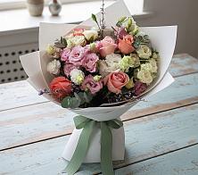 Букет цветов из:  Розы, Лизиантусы и Гвоздики в Бачи-Юрте