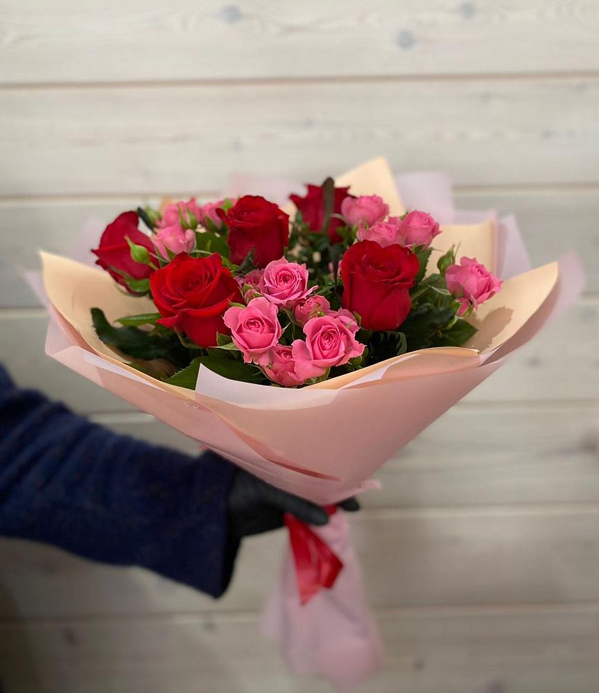 Букет цветов из: Розы в Бачи-Юрте